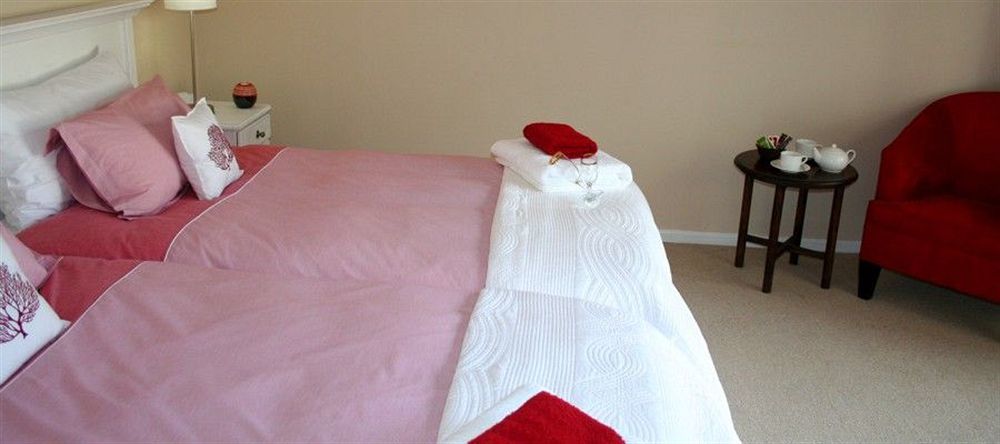African Breeze Guesthouse Κνύσνα Εξωτερικό φωτογραφία
